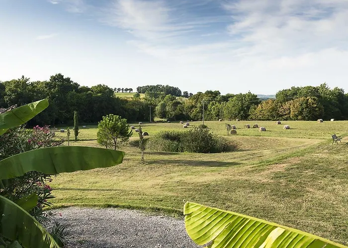 Maison Manechal בית נופש