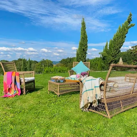 Maison Manechal * Monfaucon (Hautes-Pyrenees)