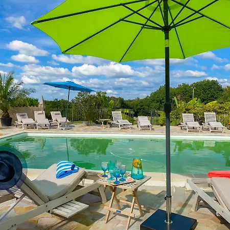 Maison Manechal Holiday home Monfaucon (Hautes-Pyrenees)